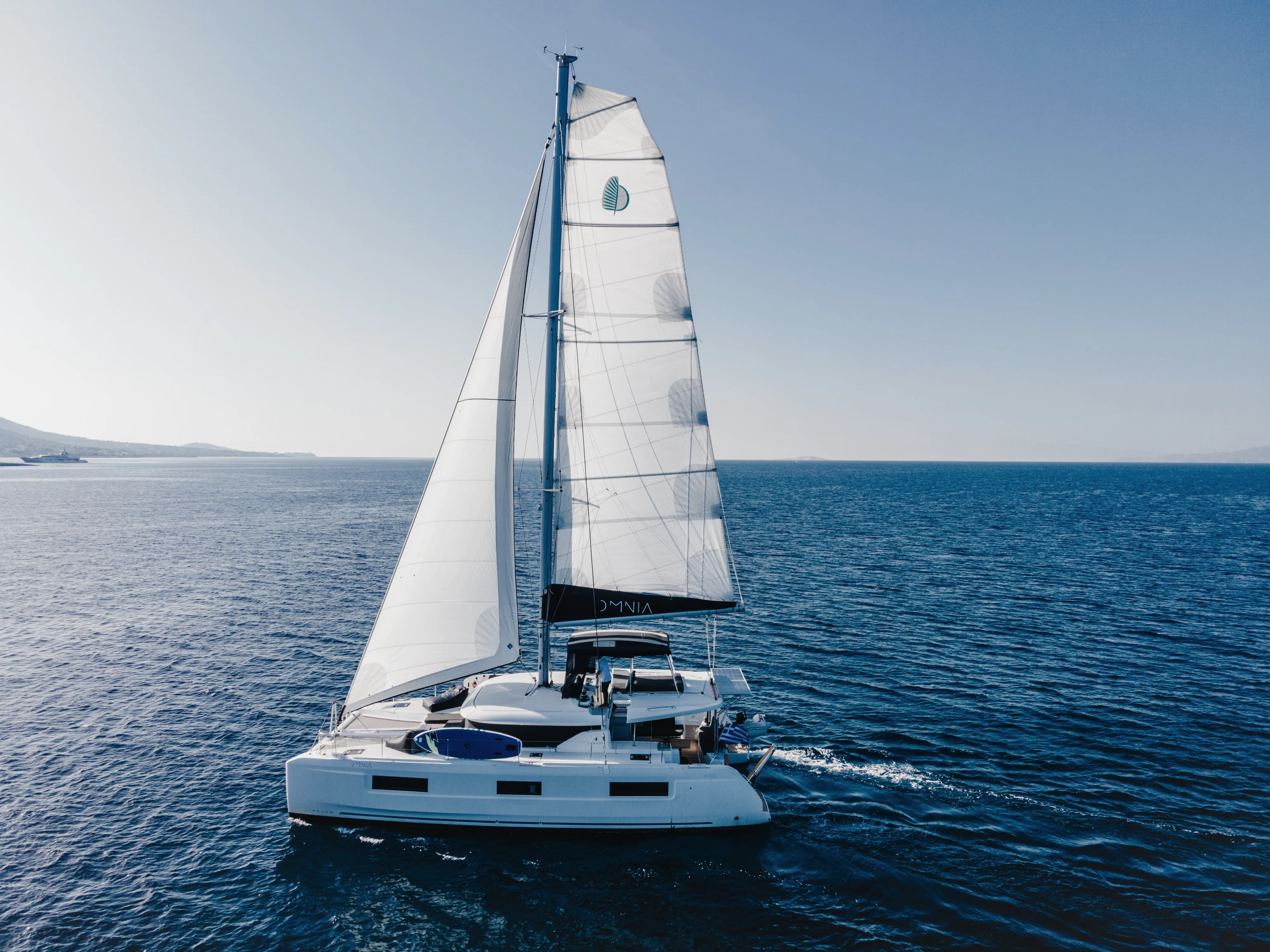 lounges omnia yacht